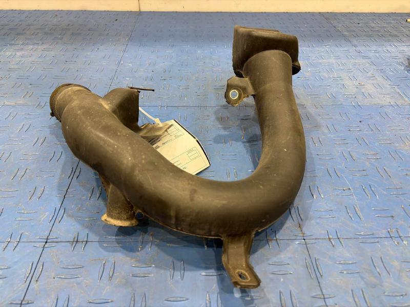 2007 Toyota RAV4 Air Intake Tube/Resonator