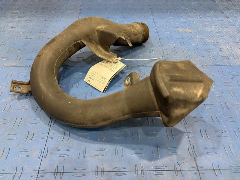 2007 Toyota RAV4 Air Intake Tube/Resonator