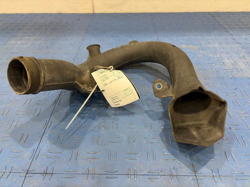 2007 Toyota RAV4 Air Intake Tube/Resonator