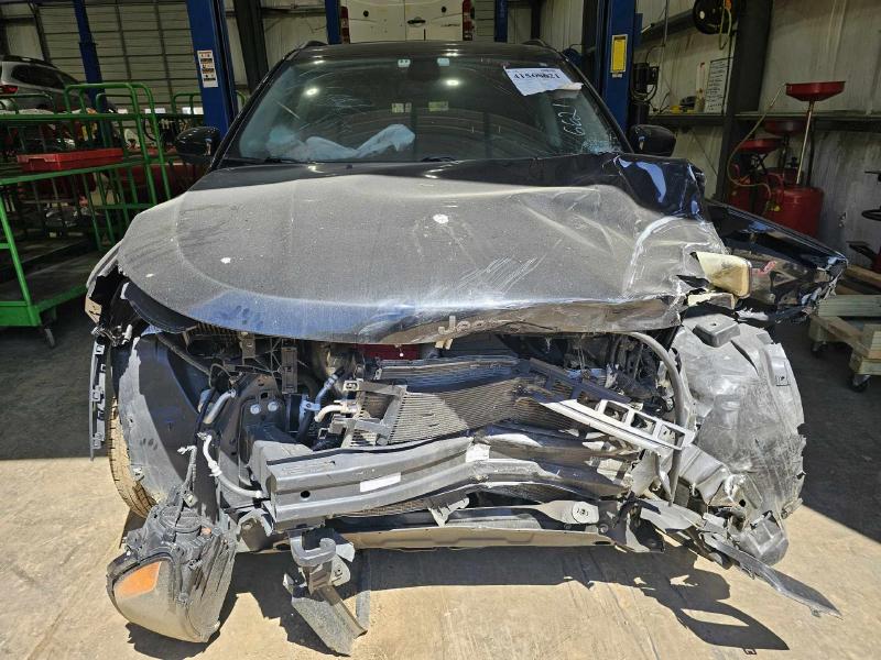2020 Jeep Compass Center Pillar