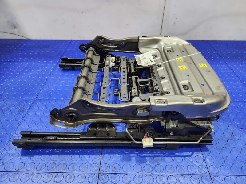 2022 Hyundai Sonata Seat Track