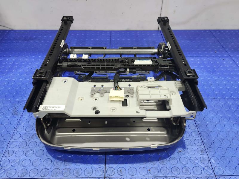 2022 Hyundai Sonata Seat Track