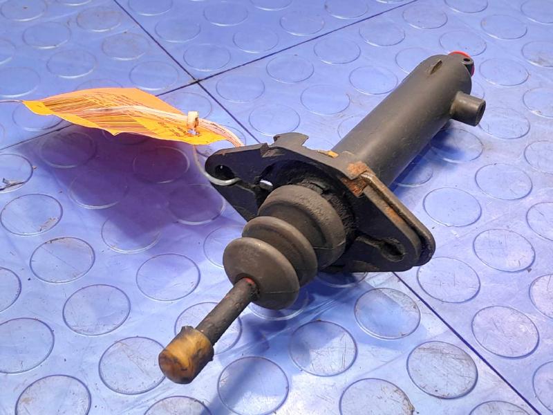 1997-2006 Jeep Wranger TJ Slave Cylinder Assembly Genuine OEM Part 52107652AD