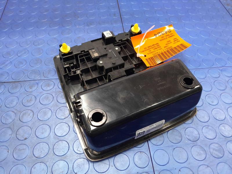 2023 Acura Integra Front Console