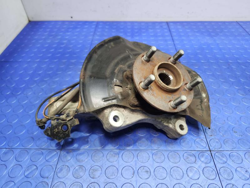 2013 Toyota Prius Spindle Knuckle Front
