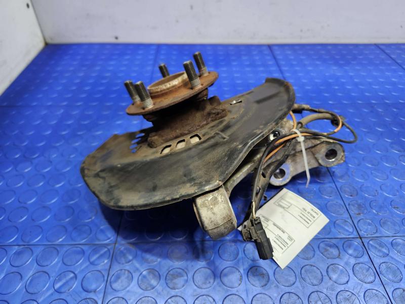 2013 Toyota Prius Spindle Knuckle Front
