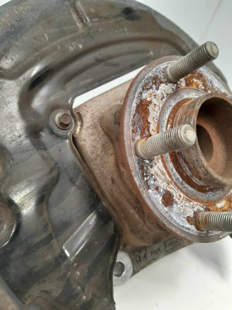 2013 Ford Fusion Rear Knuckle/Stub Axle
