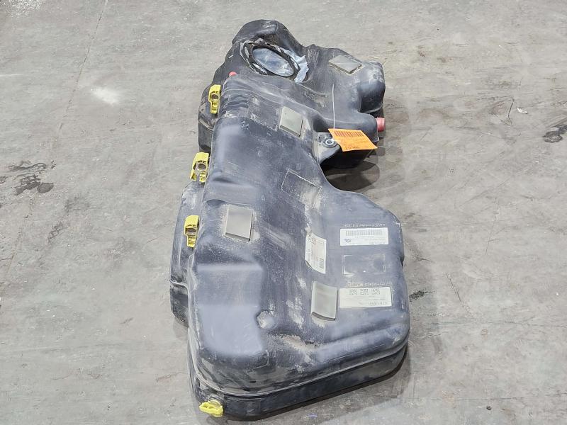 2017-2019 Jaguar XE 2.0L Diesel Fuel Tank Assembly Genuine OEM T4N22913