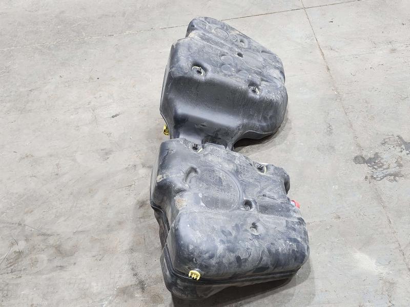 2017-2019 Jaguar XE 2.0L Diesel Fuel Tank Assembly Genuine OEM T4N22913