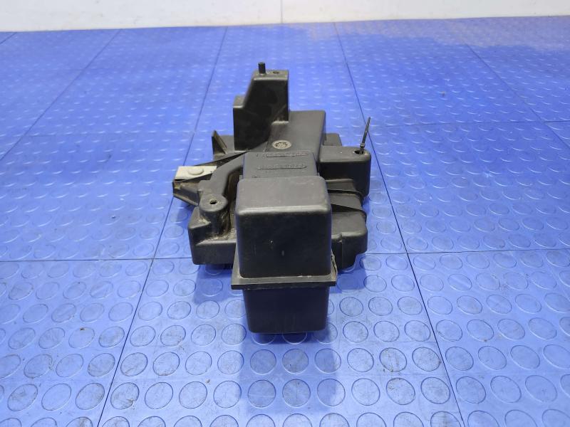 2006-2007 Dodge Caravan Battery Tray Carrier Genuine OEM Part 5002124AB