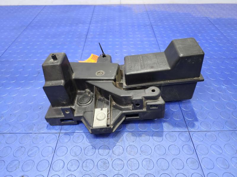 2006-2007 Dodge Caravan Battery Tray Carrier Genuine OEM Part 5002124AB