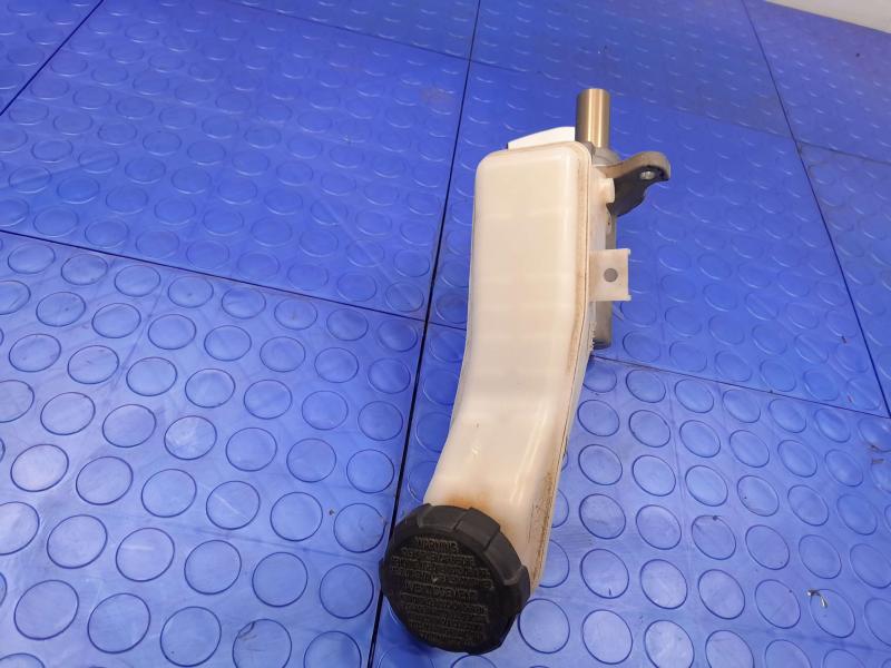 2020 Hyundai Elantra Sedan CVT Brake Master Cylinder Assembly OEM 58510F2CC0