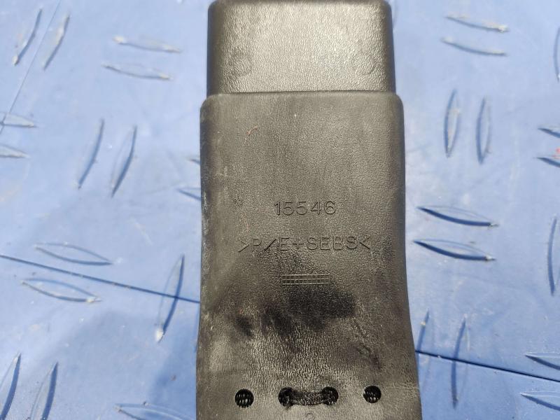 2013 Toyota Yaris Rear Seat Belt