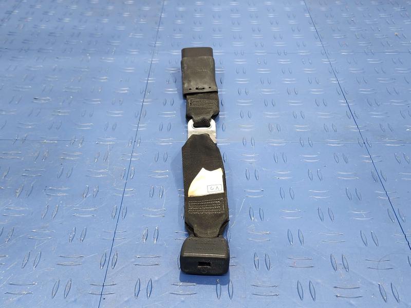 2013 Toyota Yaris Rear Seat Belt