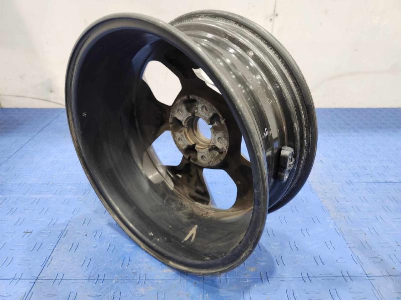 2021 Kia Forte Wheel