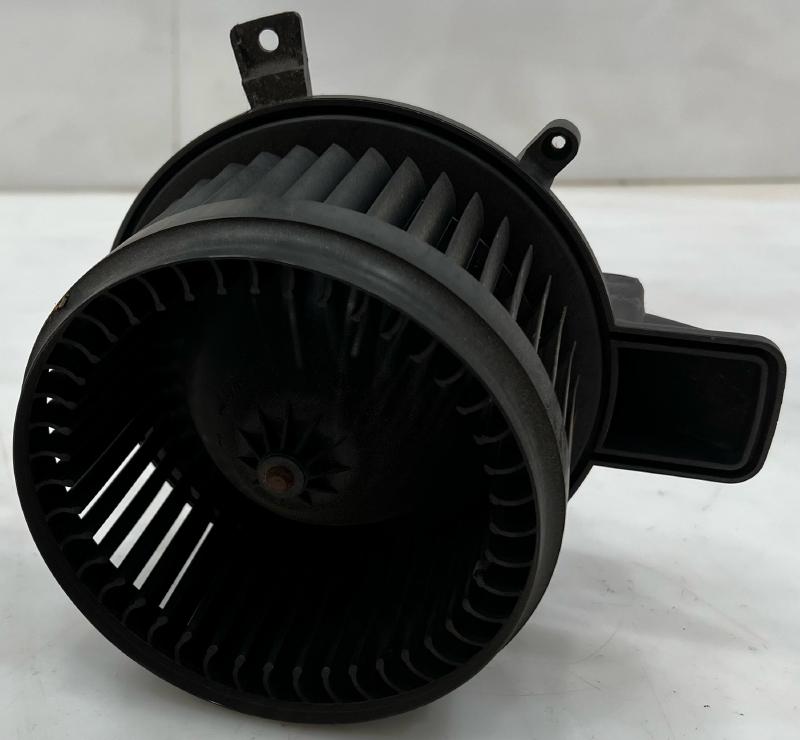 2008 - 2020 Dodge Caravan Town and Country Front Heater AC Blower Motor OEM 68029719AB