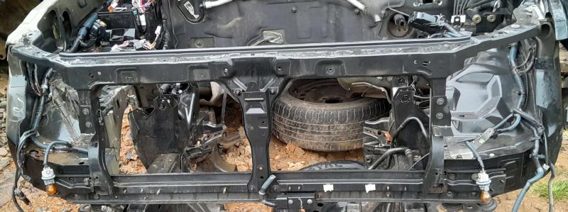 2006 Nissan Xterra Radiator Support