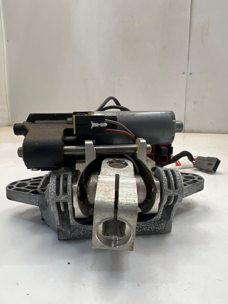 2011 Jaguar XF Steering Column