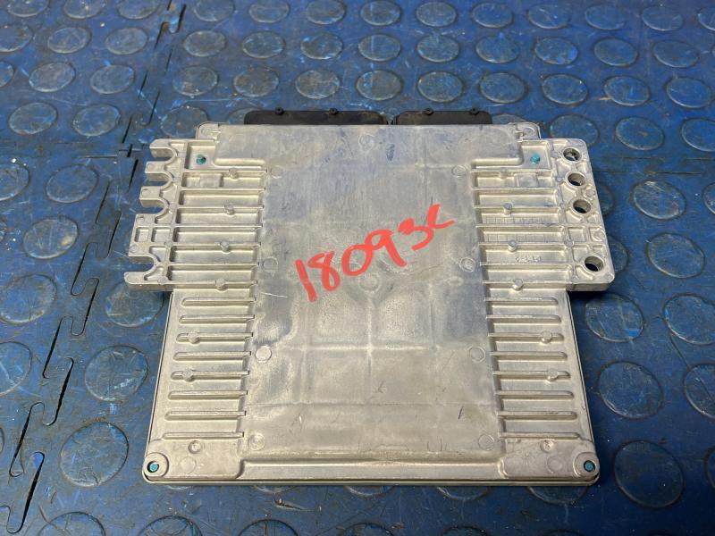 2006 Infiniti FX35 Engine/Motor Brain Box