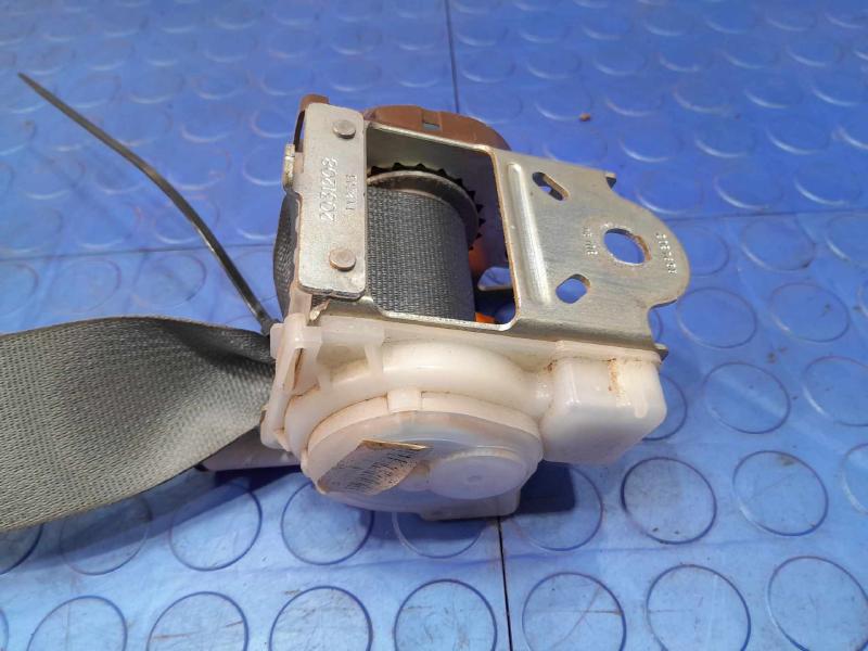 2013 Ford F-150 Rear Seat Belt