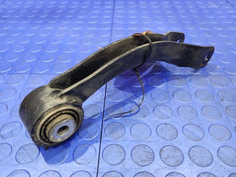 2017 Chrysler 200 Upper Control Arm Rear