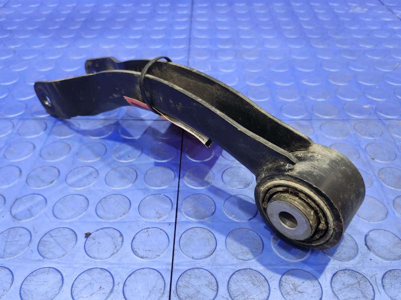 2017 Chrysler 200 Upper Control Arm Rear