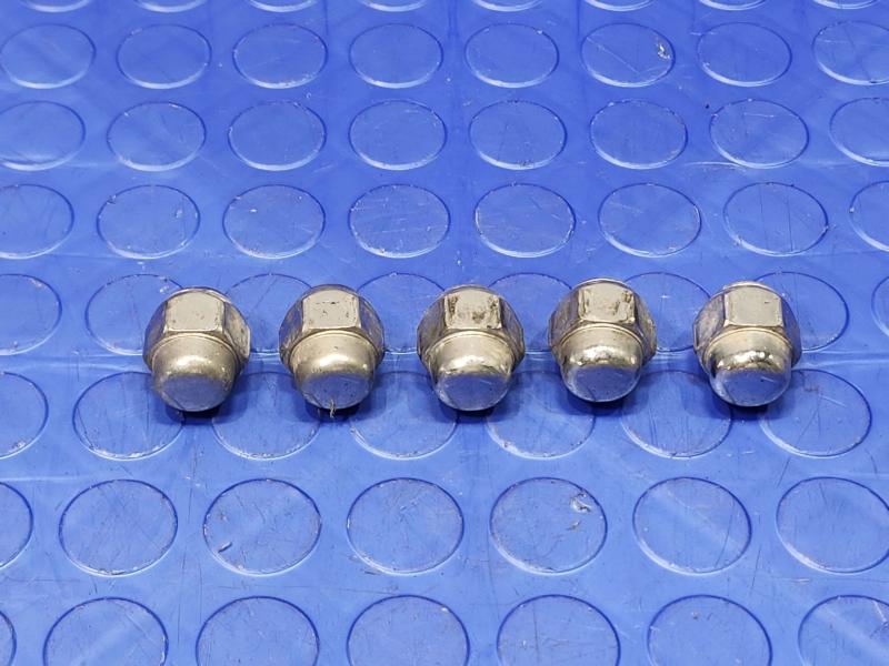 2022 Nissan Altima Lug Nuts