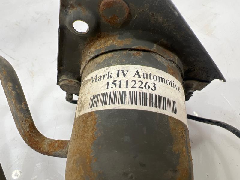 2004 Chevrolet Colorado Fuel Filler Neck