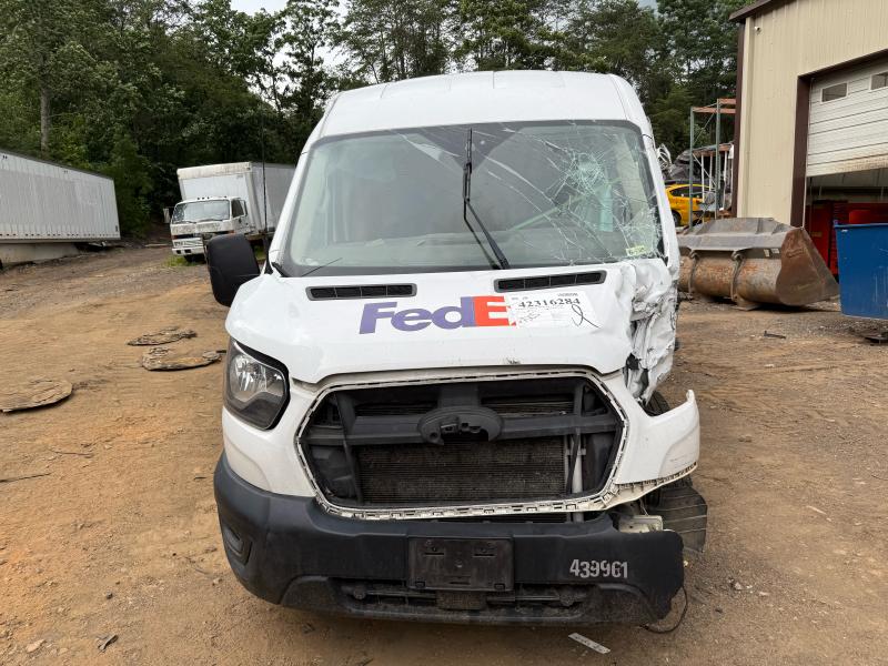 2002 Ford Econoline E-350 Wheel