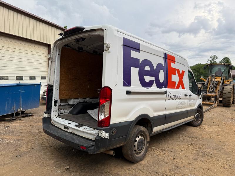2002 Ford Econoline E-350 Wheel
