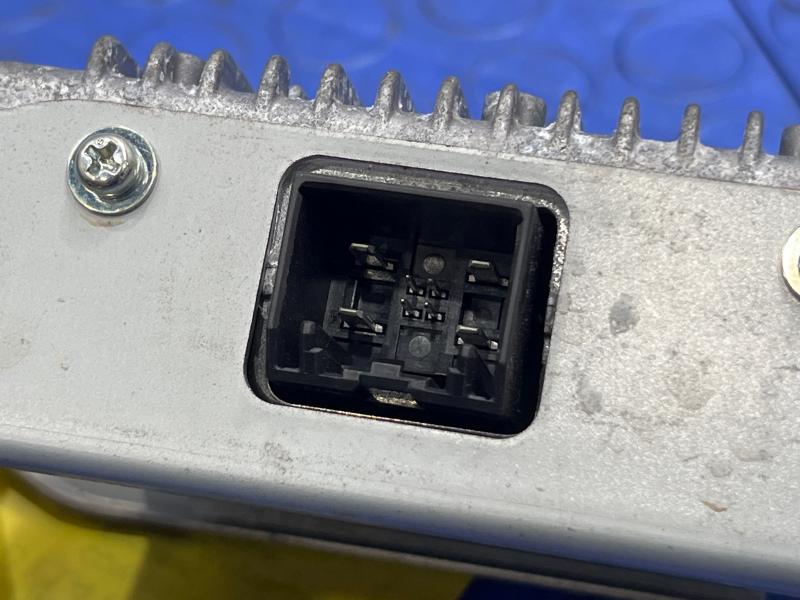 2018-2021 GMC Terrain AC DC Power Inverter Module Genuine OEM 26202961