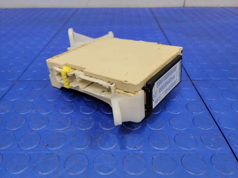 2015 Toyota Camry Cabin Fuse Box