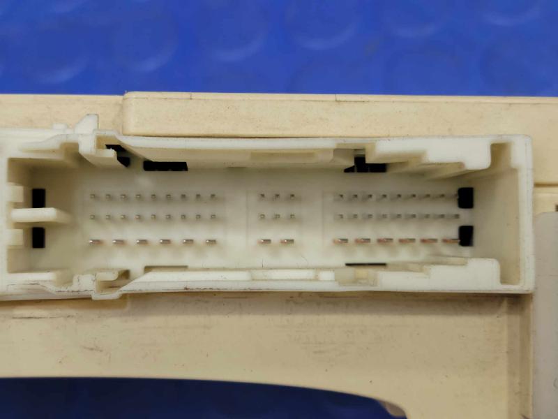 2015 Toyota Camry Cabin Fuse Box