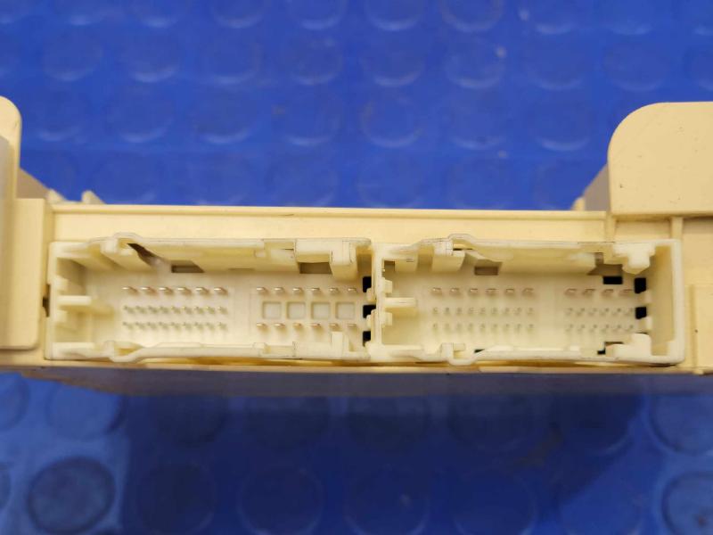 2015 Toyota Camry Cabin Fuse Box