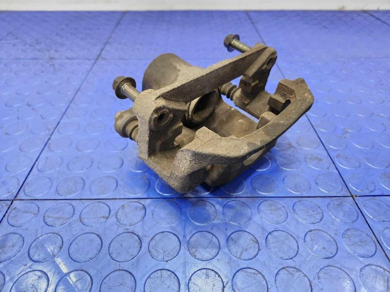 2015 Subaru Forester Caliper
