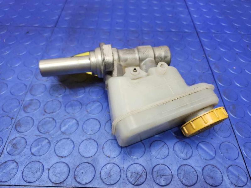 2015-2017 Subaru Outback Legacy 2.5L CVT Brake Master Cylinder Assembly OEM 26449FJ010