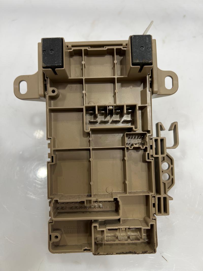 2013 - 2015 Subaru XV Crosstrek Cabin Fuse Box Junction Block OEM 82201FJ111
