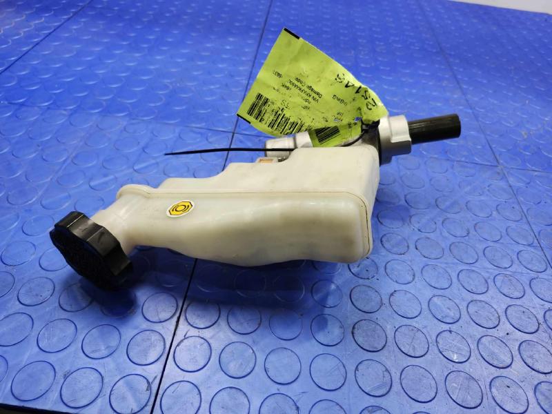 2014-2018 Kia Forte Brake Master Cylinder Assembly Genuine OEM 58510A7200