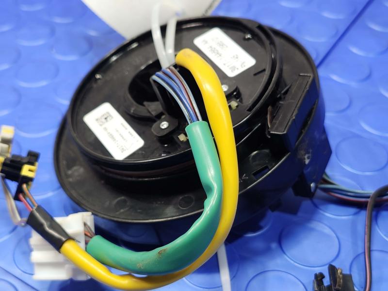 2003 Lincoln Town Car Clockspring (Srs)