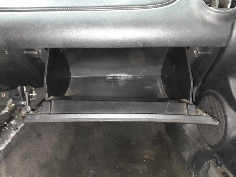 2015 Chevrolet Camaro Glove Box