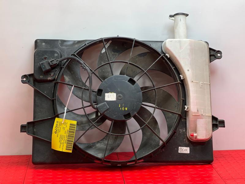 2020-2024 Kia Soul 2.0L Engine Cooling Fan Assembly Genuine OEM 25380J3140