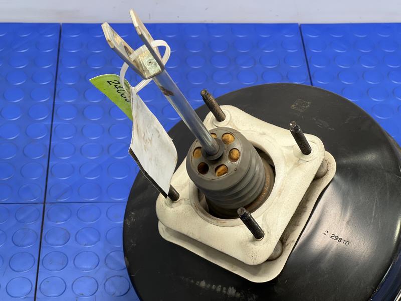 2011 Ford Expedition Power Brake Booster