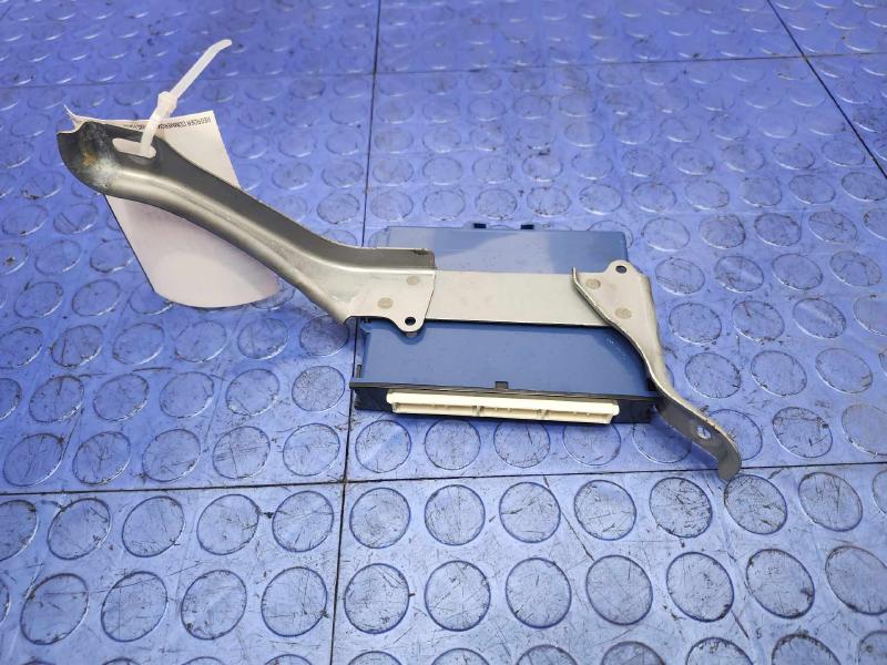 2015 Toyota Avalon Smart Key Control Module Genuine OEM Part 8999007020