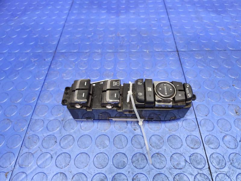 2016 Kia Sedona Door Switch Front