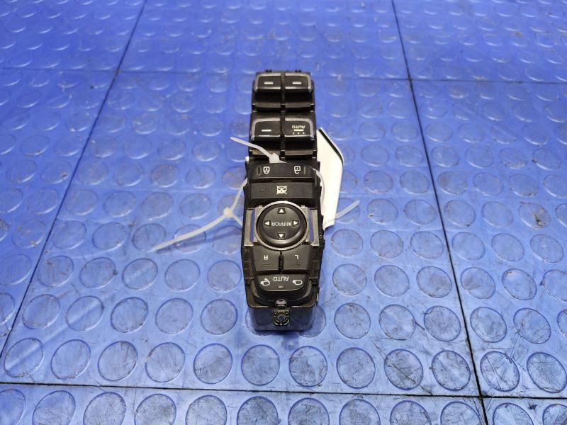 2016 Kia Sedona Door Switch Front
