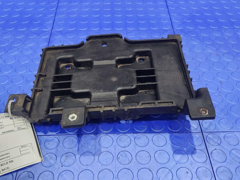 2011 Kia Sorento Battery Tray
