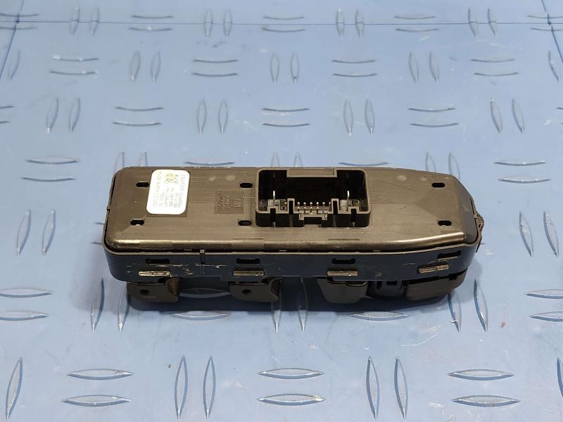 2017 GMC Acadia Door Switch Front