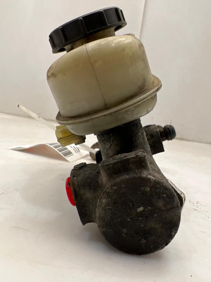 2001 - 2011 Ford Crown Victoria Brake Master Cylinder w/o Trac Cntrl OEM 6W1Z2140BA