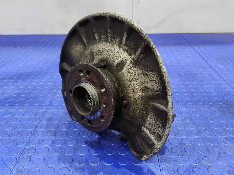 2012 Mercedes ML-Class Rear Knuckle/Stub Axle
