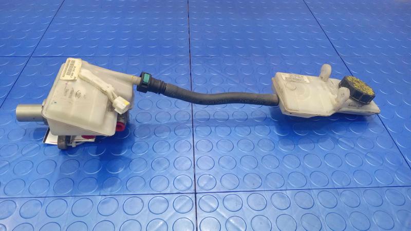 2013-2019 Ford Escape Brake Master Cylinder Assembly Genuine OEM EV6Z2140A